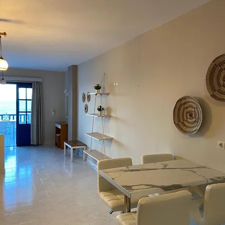 Ardani Bay אמופי