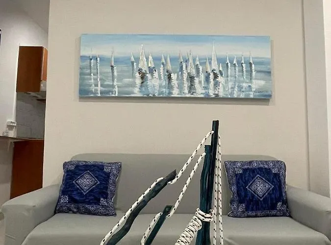 アパート Ardani Bay アモピ