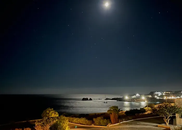 Ardani Bay アモピ